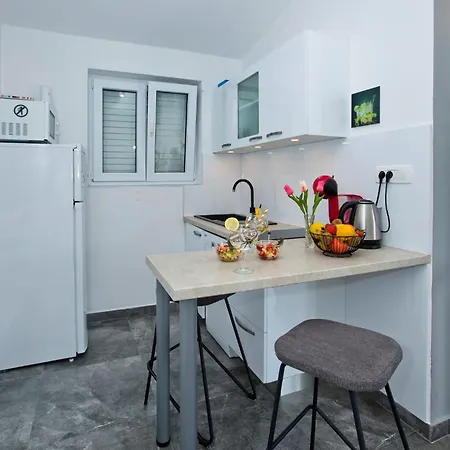 Core Of Hvar Old Town Apartment