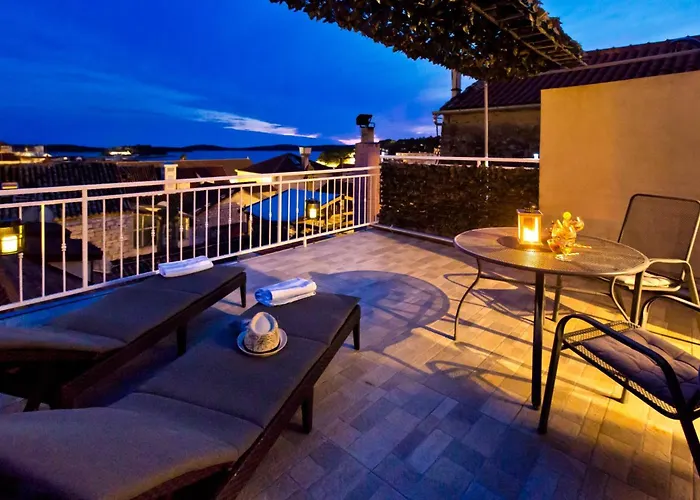 Core Of Hvar Old Town Апартаменты *