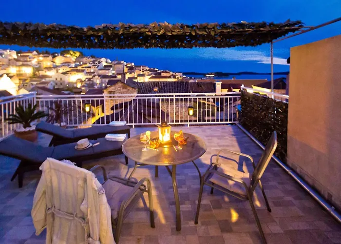 Апартаменты Core Of Hvar Old Town *