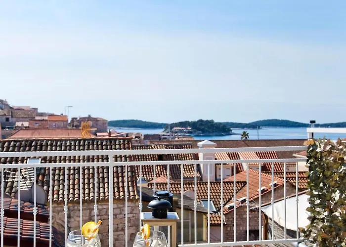 Core Of Hvar Old Town Апартаменты Хвар