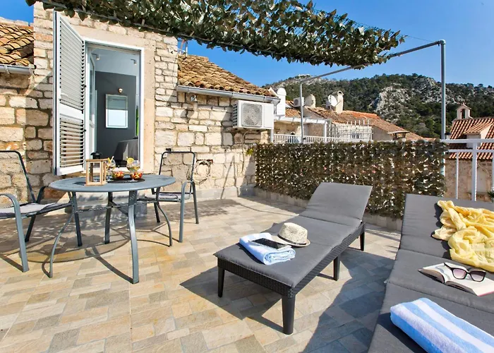 Core Of Hvar Old Town * Хвар