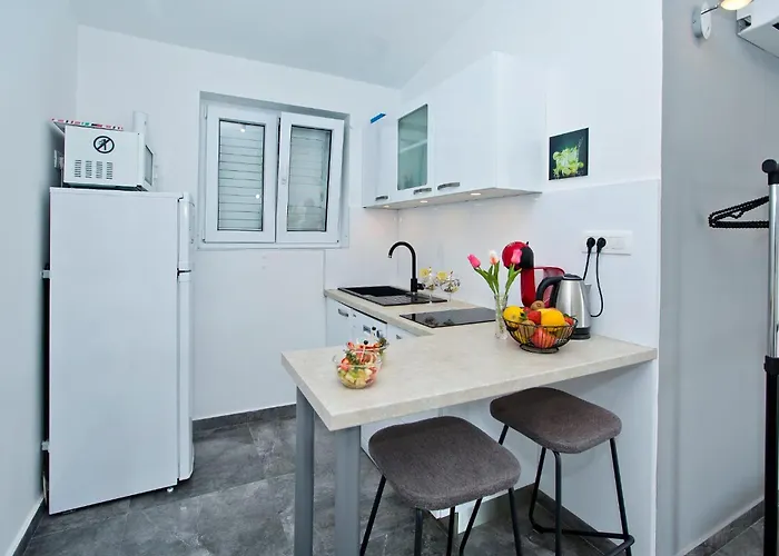 Апартаменты Core Of Hvar Old Town Хвар