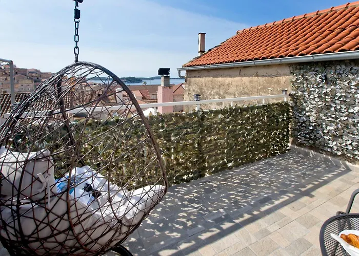 Апартаменты Core Of Hvar Old Town Хвар