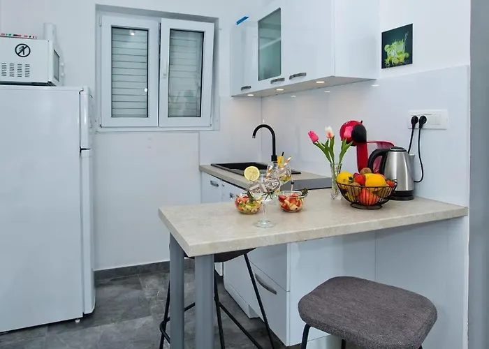 Core Of Hvar Old Town Апартаменты